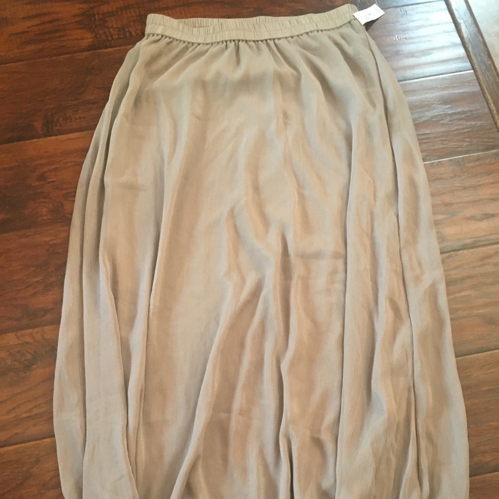✨HOST PICK✨Maxi skirt